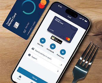 Mobile wallet for restaurants: Conveniently pay for meals using Travelex Money Card, unlocking endless dining opportunities.