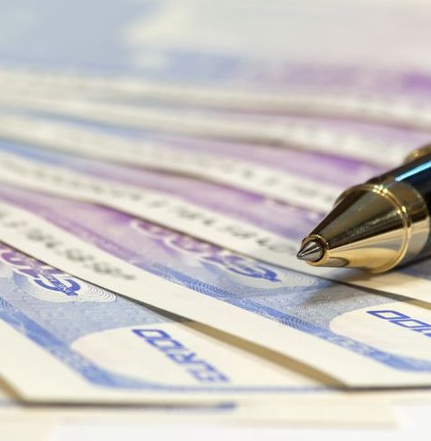 Comparing currency exchange rates